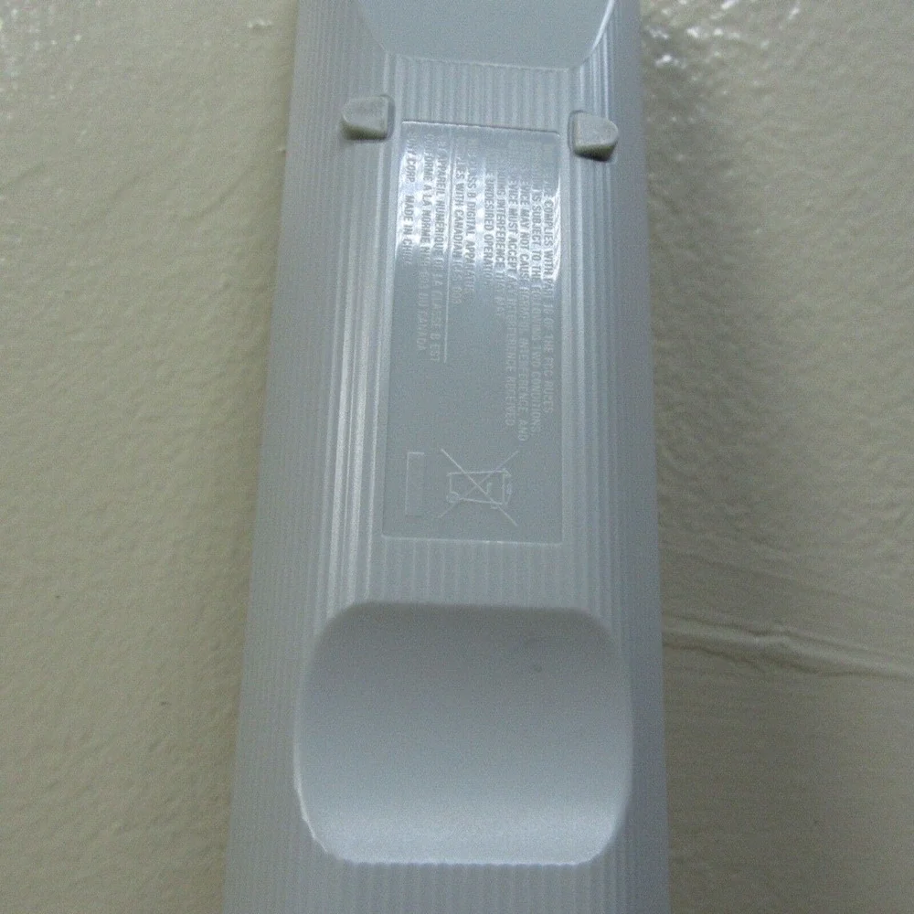OEM‎ Sony RM-YD010 Remote Control KDF-50X30 KDL-52XBR2 KDS-55AL120 KDS-60A2000